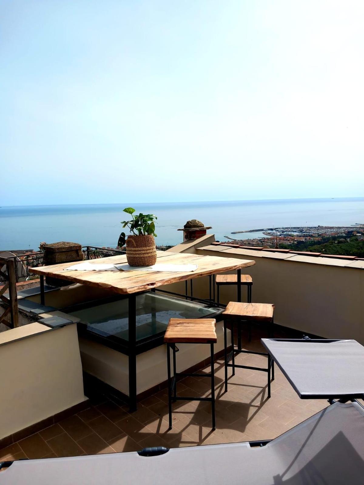 Hostdomus - Le Vigne Sul Mare Apartment